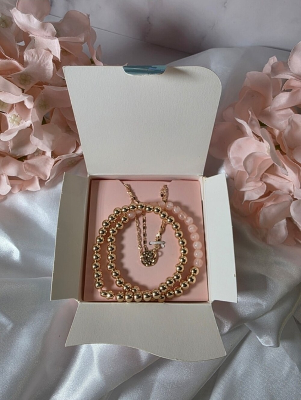Lily Sky - Gold & Pink Beaded Bracelet Set (4)